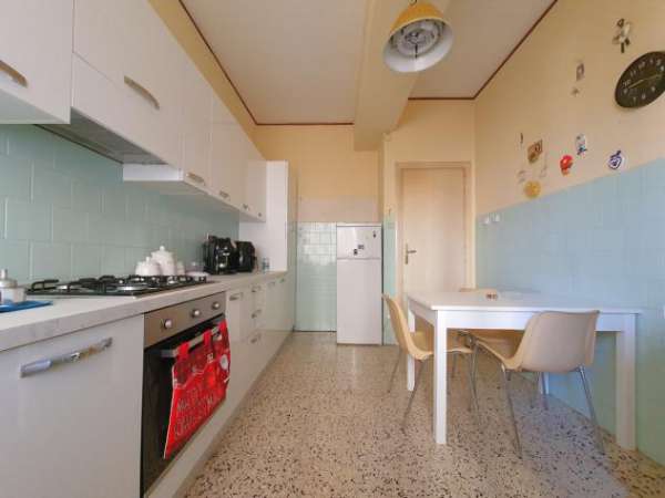 Foto Stanza in appartamento in affitto a Catanzaro