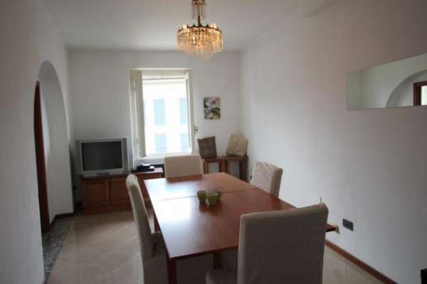 Foto Stanza in appartamento in affitto a Lecco