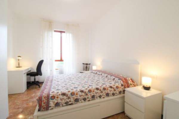 Foto Stanza in appartamento in affitto a Milano