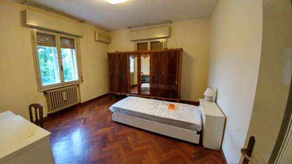 Foto Stanza in appartamento in affitto a Modena, Sant'Agnese