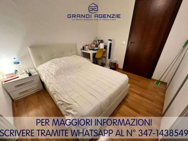 Foto Stanza in appartamento in affitto a Parma
