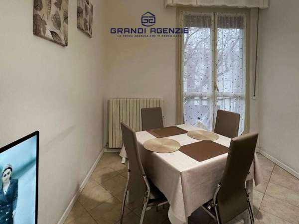 Foto Stanza in appartamento in affitto a Parma