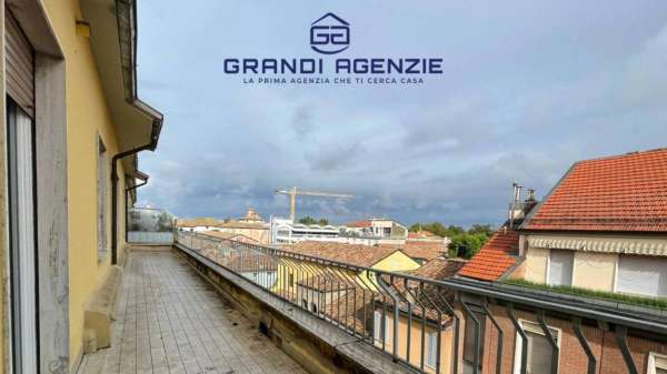 Foto Stanza in appartamento in affitto a Parma