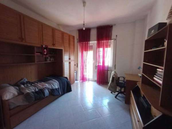 Foto Stanza in appartamento in affitto a Roma