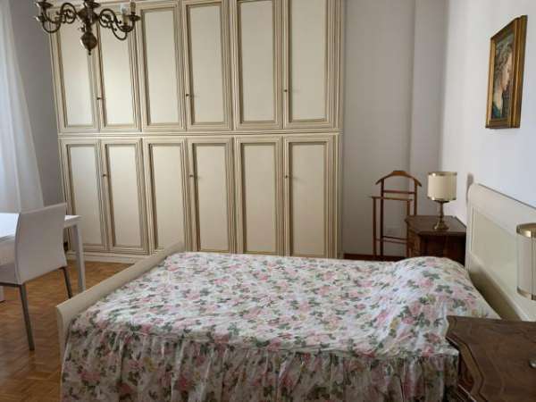 Foto Stanza in appartamento in affitto a Siena