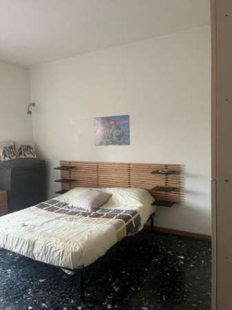 Foto Stanza in appartamento in affitto a Siena