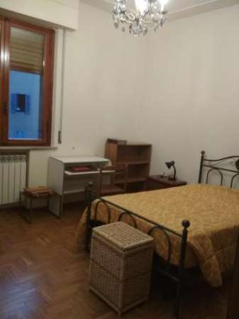 Foto Stanza in appartamento in affitto a Siena