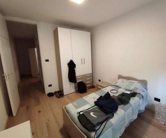 Foto Stanza in appartamento in affitto a Trento