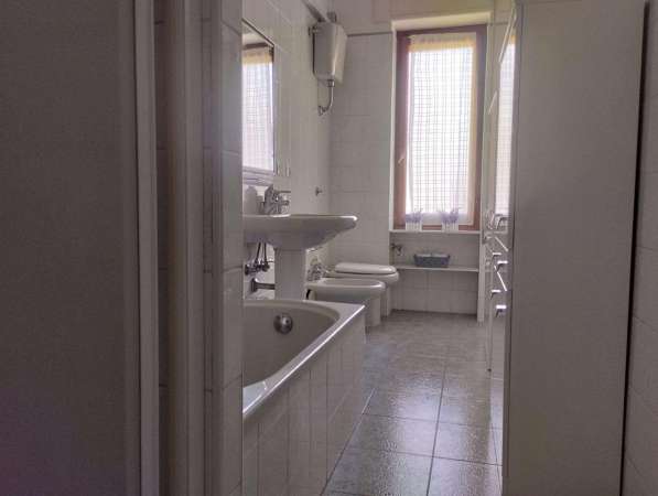 Foto Stanza in casa indipendente in affitto a Alghero