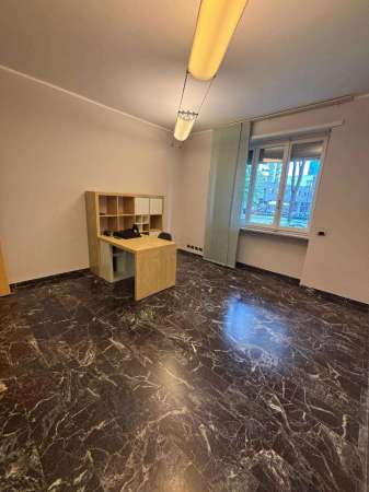Foto Stanza in casa indipendente in affitto a Torino