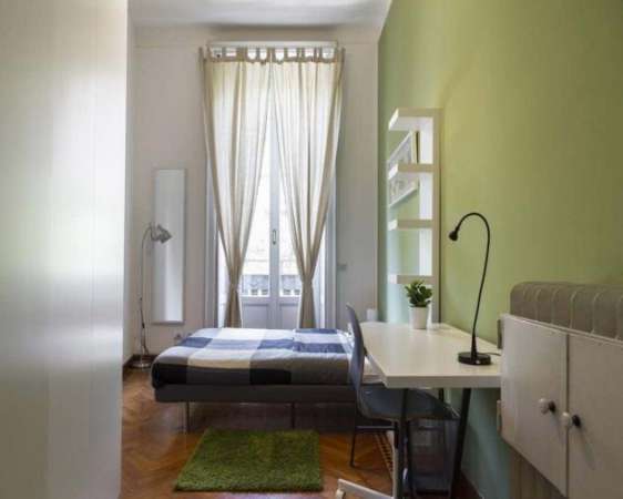 Foto Stanza in Piazza Maria Adelaide di Savoia