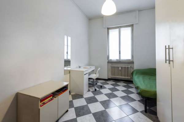 Foto Stanza in via Arcivescovo Romilli(Milano)