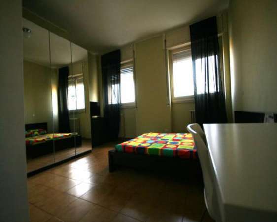 Foto Stanza in Via Carlo Marx