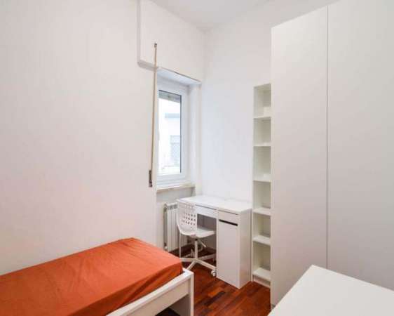 Foto Stanza in Via Damaso Cerquetti