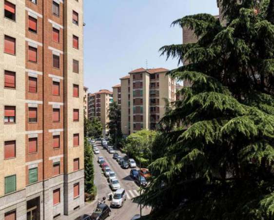 Foto Stanza in Via Salvatore Barzilai