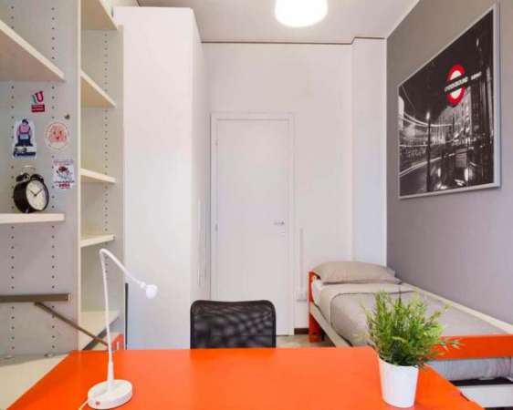 Foto Stanza in Via Savona