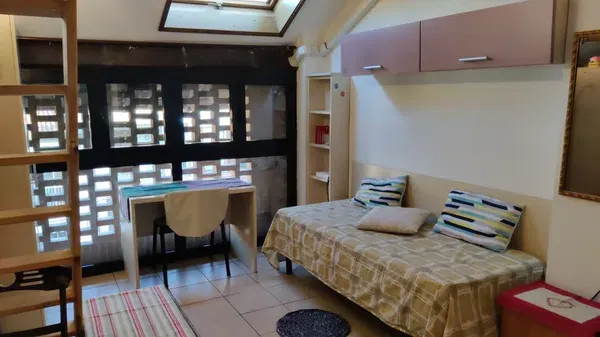 Foto Stanza in villa al II piano - San Donato Milanese (MM3).