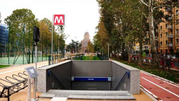 Foto Stanza matrimoniale Argonne M4 sotto casa Milano Citt  Studi