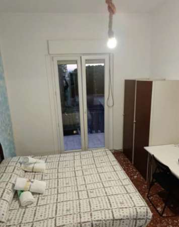 Foto Stanza matrimoniale in via Goffredo Mameli