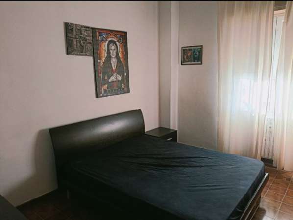 Foto Stanza matrimoniale uso singola