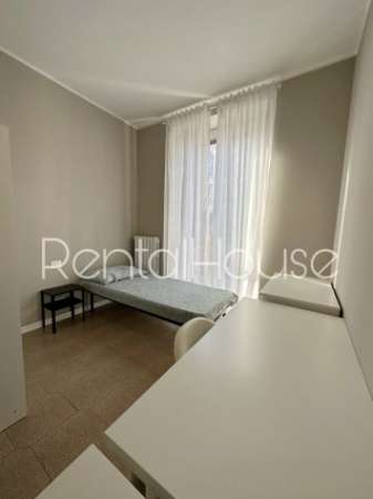 Foto Stanza privata nuova 380eu Milano Certosa