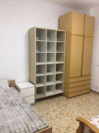 Foto STANZA SINGOLA  CON BAGNO PRIVATO, AMPIO TERRAZZO, METRO C TEANO