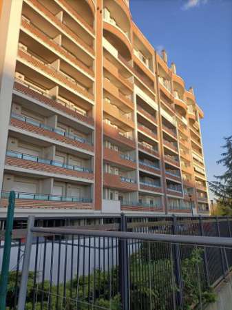 Foto Stanza singola (posti letto) per ragazza lavoratrice