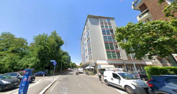 Foto Stanza singola a due passi dal Castello e dal Centro