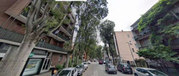 Foto STANZA SINGOLA A MONZA LIBERA DA SUBITO SPESE INCLUSE