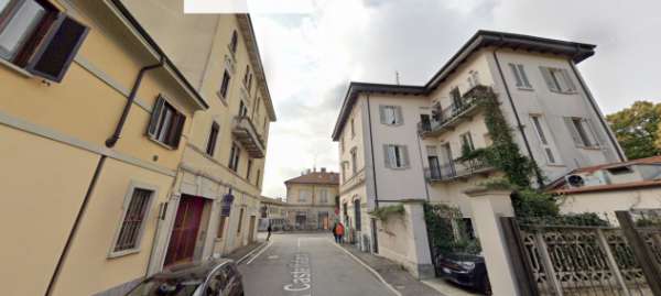 Foto STANZA SINGOLA A MONZA POSTO AUTO LIBERA SUBITO