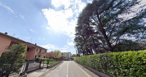 Foto STANZA SINGOLA A TRIUGGIO DUE BAGNI SPESE COMPRESE