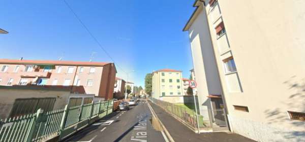 Foto Stanza singola ad Arcore -posto auto - libero subito