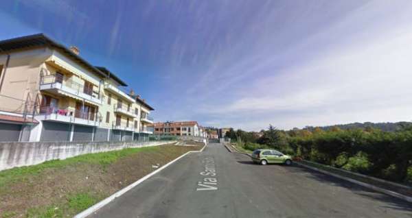 Foto Stanza singola Besana 300 spese incluse libera subito