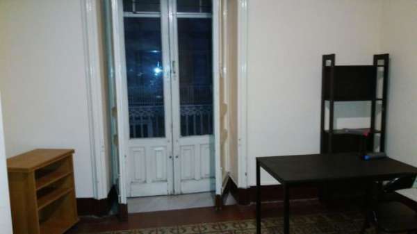 Foto Stanza singola centrale con balcone-economia-accademia-sc. politiche