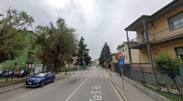 Foto Stanza singola con bagno privato e garage-Monza