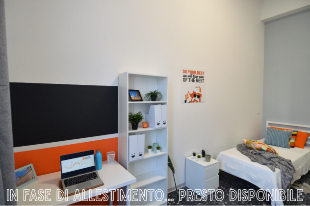 Foto STANZA SINGOLA CON BALCONE PRIVATO - ALL INCLUSIVE - CENTRO REGGIO EMILIA