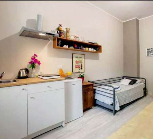 Foto Stanza Singola con Cucina indipendente
