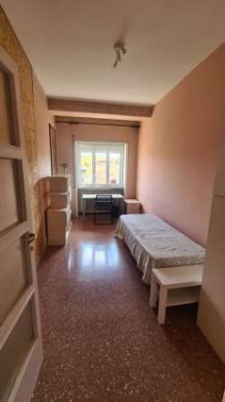 Foto Stanza singola di 14 mq a San Giovanni Via Latina