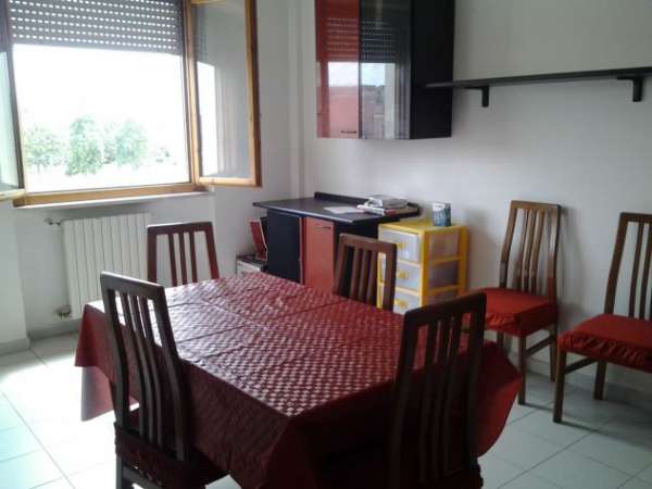 Foto Stanza singola in appartamento.arredato con tutti I confort