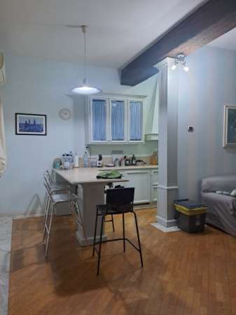 Foto Stanza singola in pieno centro