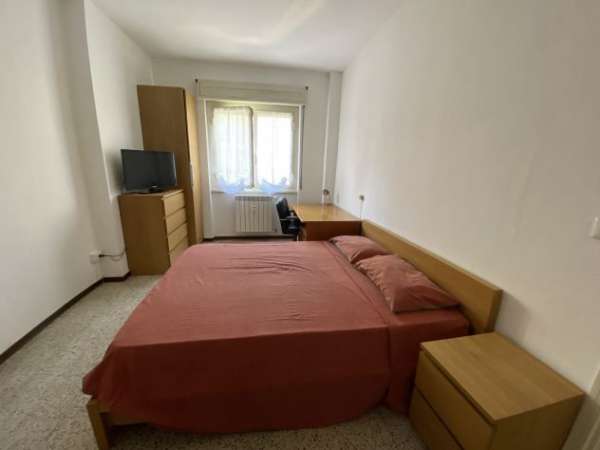 Foto STANZA SINGOLA LIBERA DA SUBITO