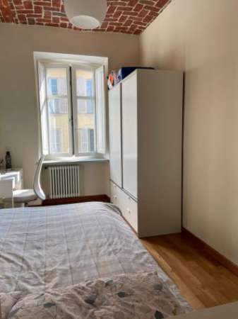 Foto Stanza singola per ragazza lavoratrice