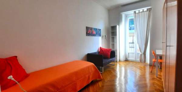 Foto STANZA SINGOLA PER STUDENTI A SAN SALVARIO (PRESSI C.SO DANTE)