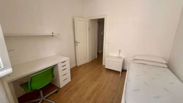 Foto Stanza Singola Studente Ancona Centro - 212mese
