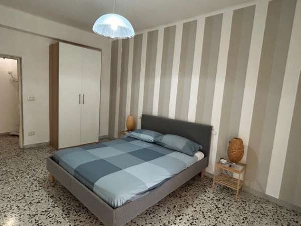 Foto stanza singola studenti zona policlinico/campus