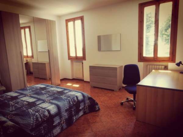 Foto Stanza singola vicino al Polo Ospedaliero di Cona (Ferrara)