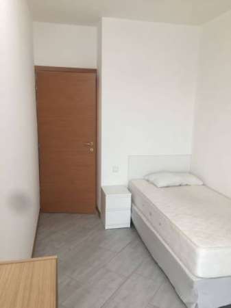 Foto Stanza singola zona bicocca