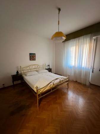 Foto Stanza singola zona murri