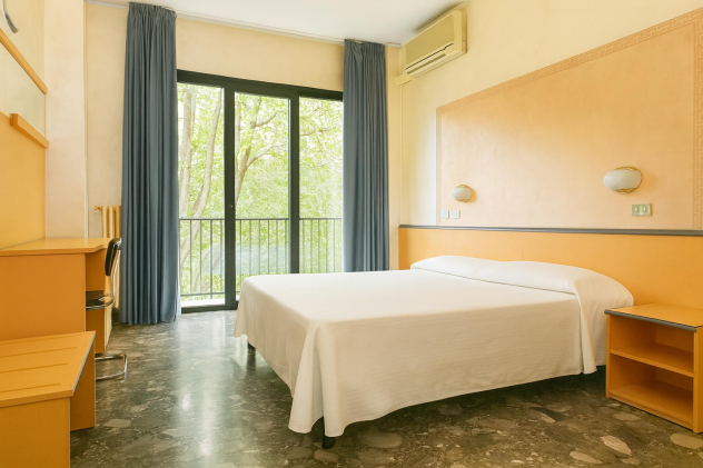 Foto Stanza Tutto Incluso,Bagno Priv.[NO_CVL38-A_D24]