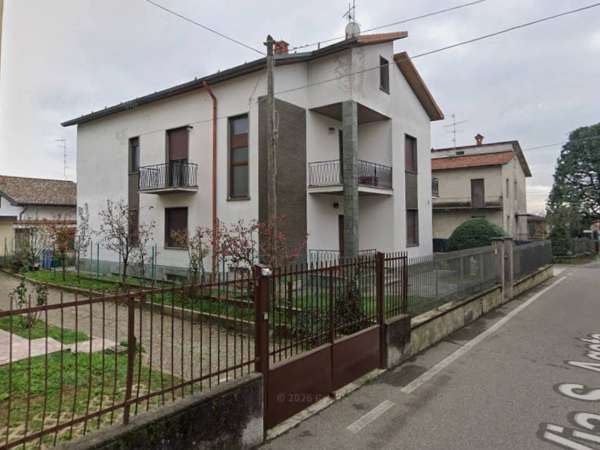 Foto Stanza/Camera in affitto a Binago